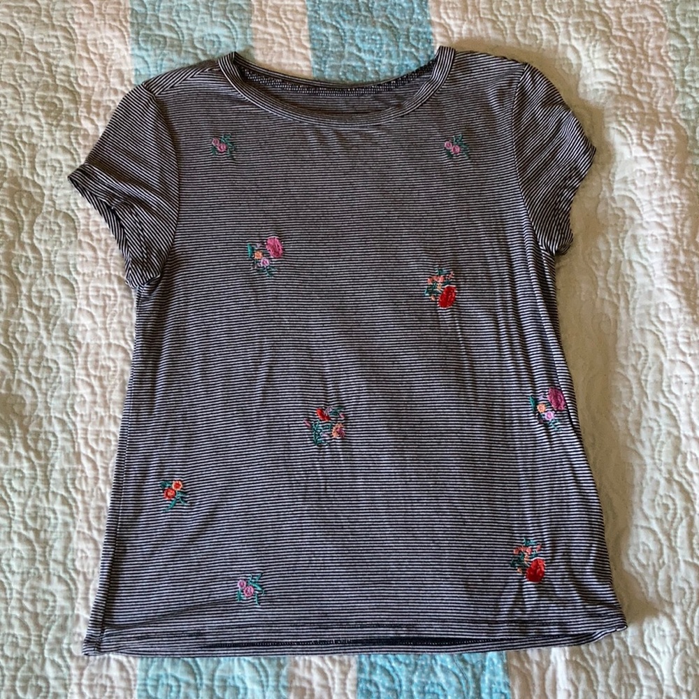 American Eagle Outfitters Shirt